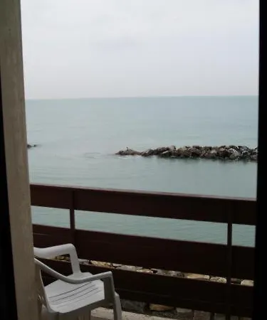 Hotel Manzi Marina Di Pisa Extérieur photo