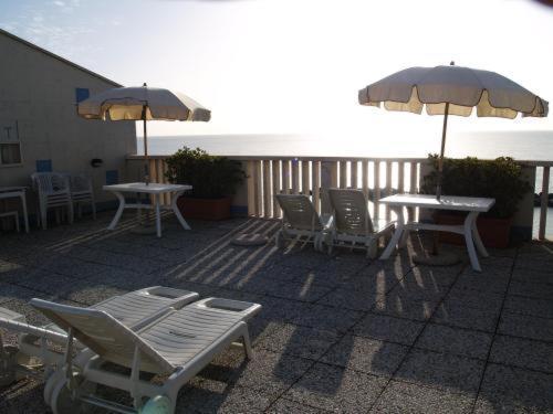 Manzi Hotel 3*